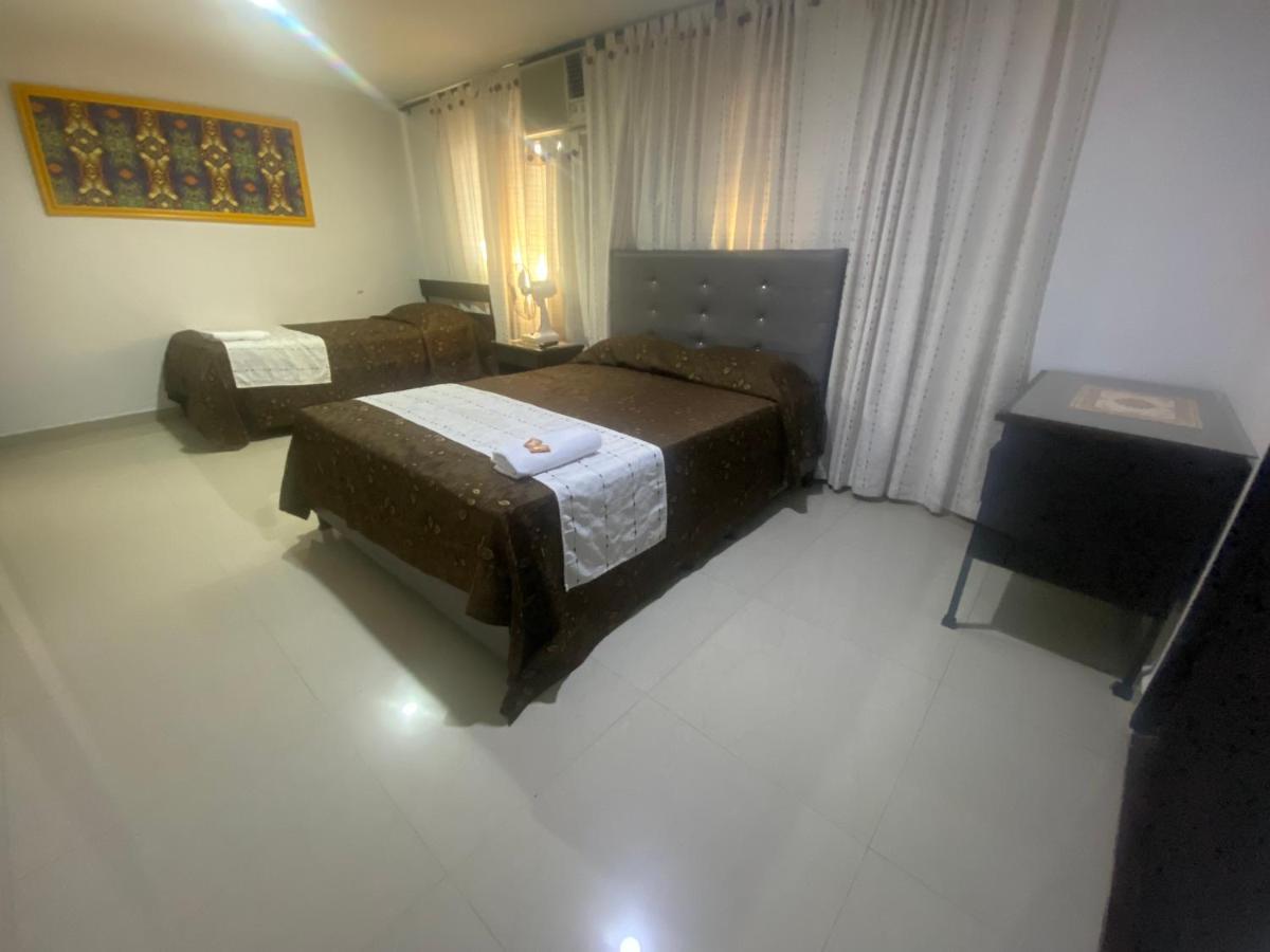 Hotel Colonial Plaza Букараманга Экстерьер фото