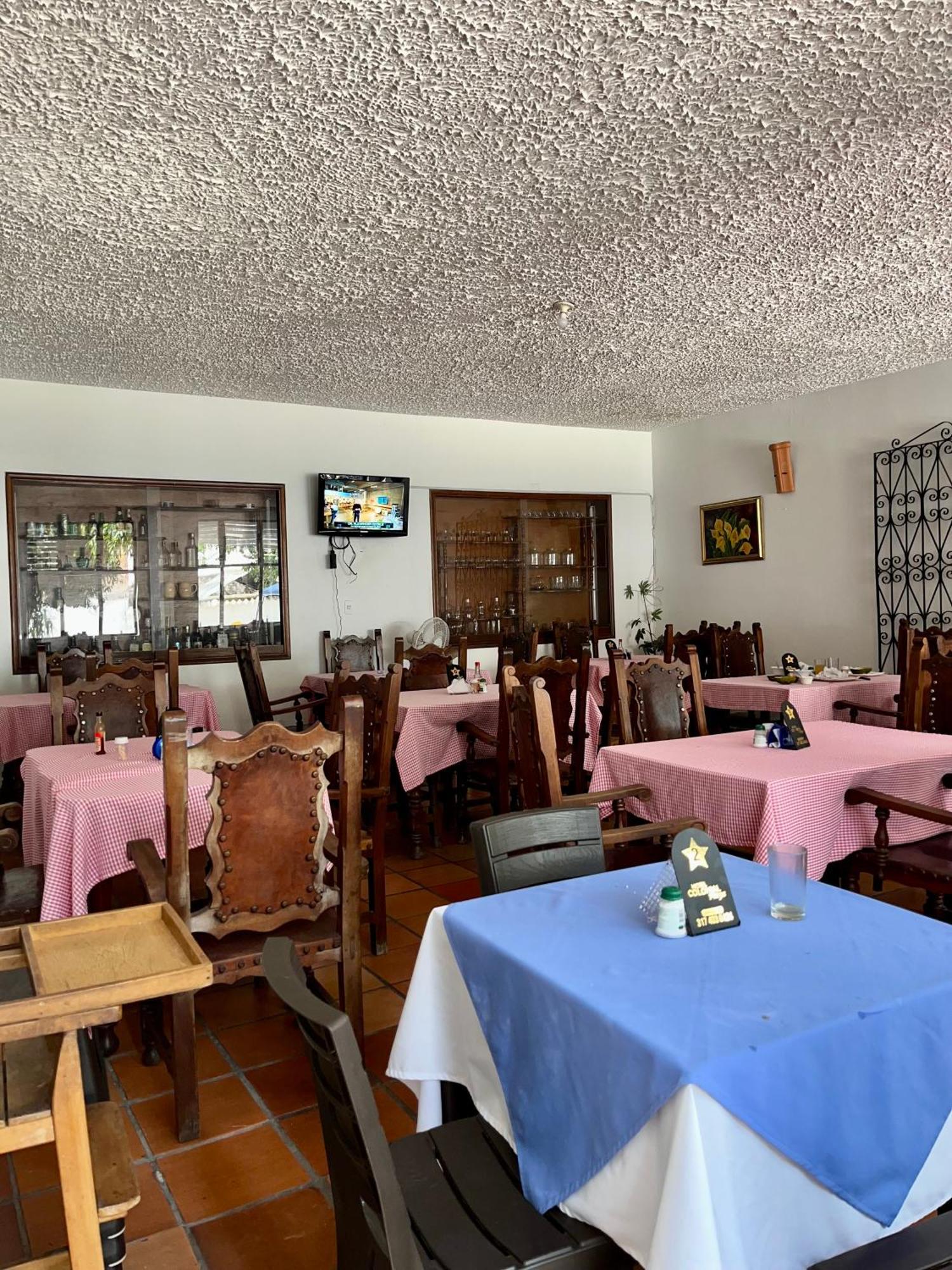 Hotel Colonial Plaza Букараманга Экстерьер фото