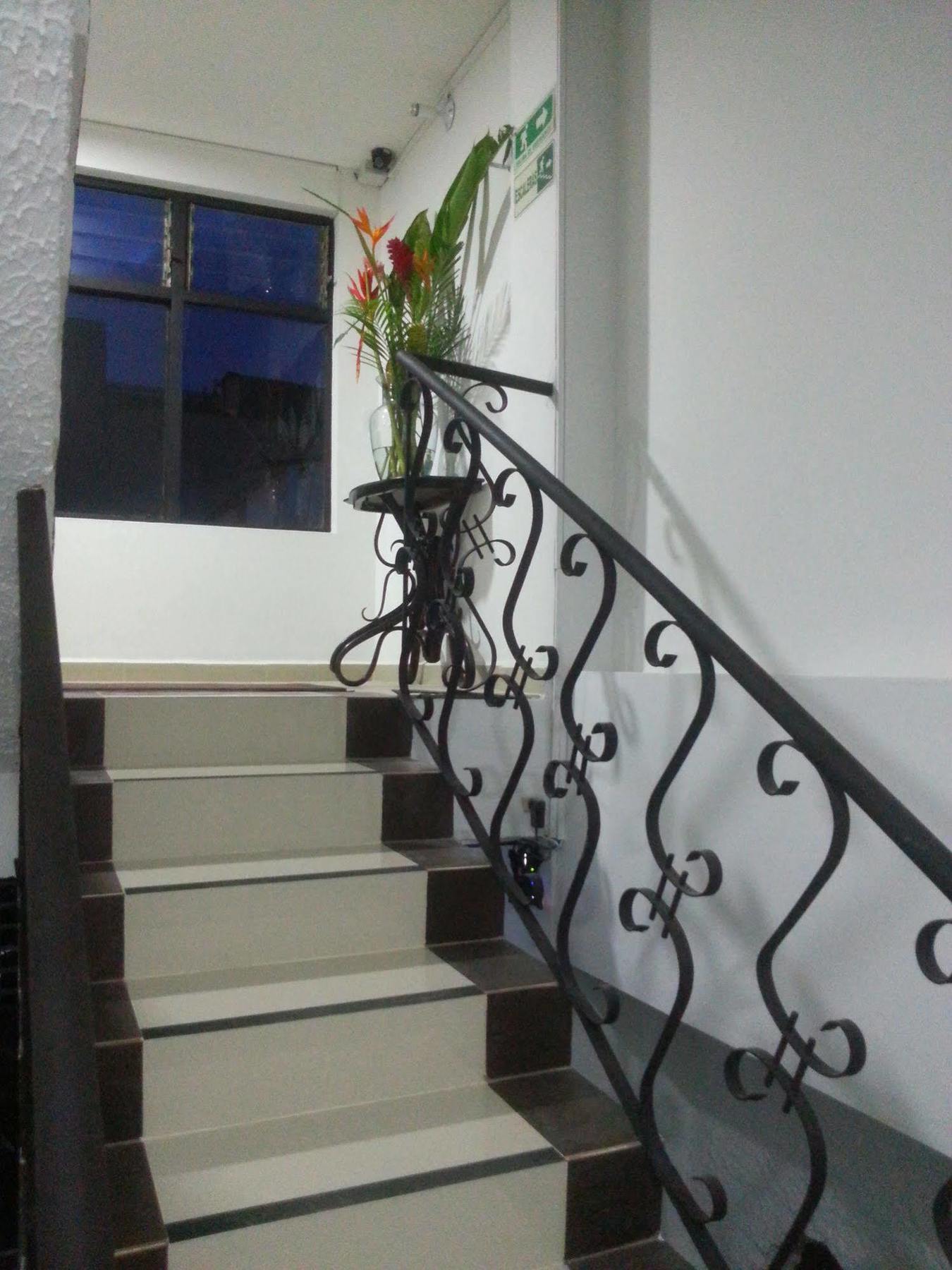 Hotel Colonial Plaza Букараманга Экстерьер фото